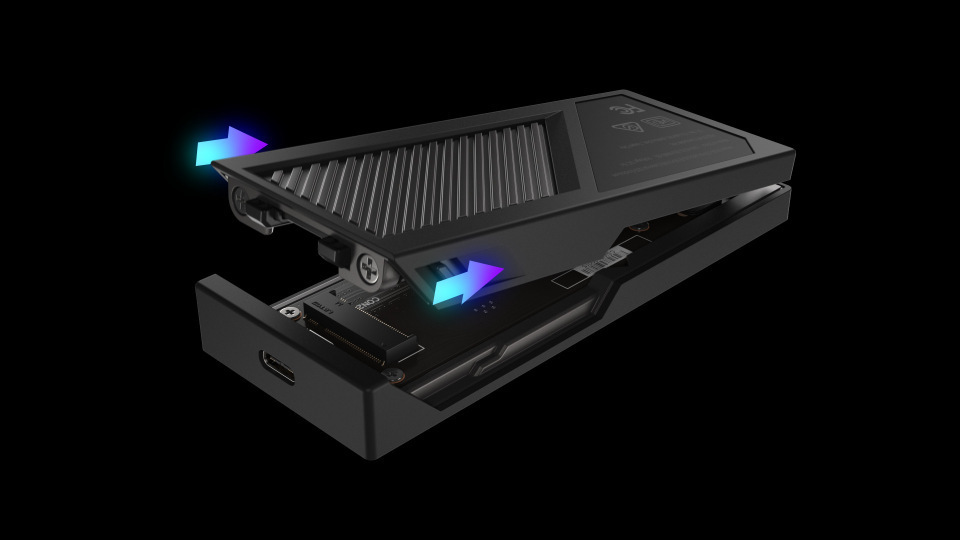 ROG Strix Aiolos 개방 구조